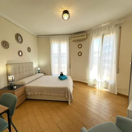 Alojamiento Valencia Bed & Breakfast *