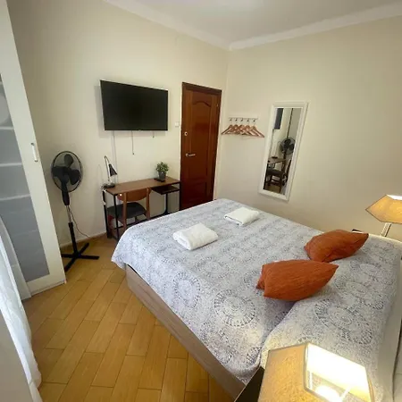 Alojamiento Valencia Bed & Breakfast *